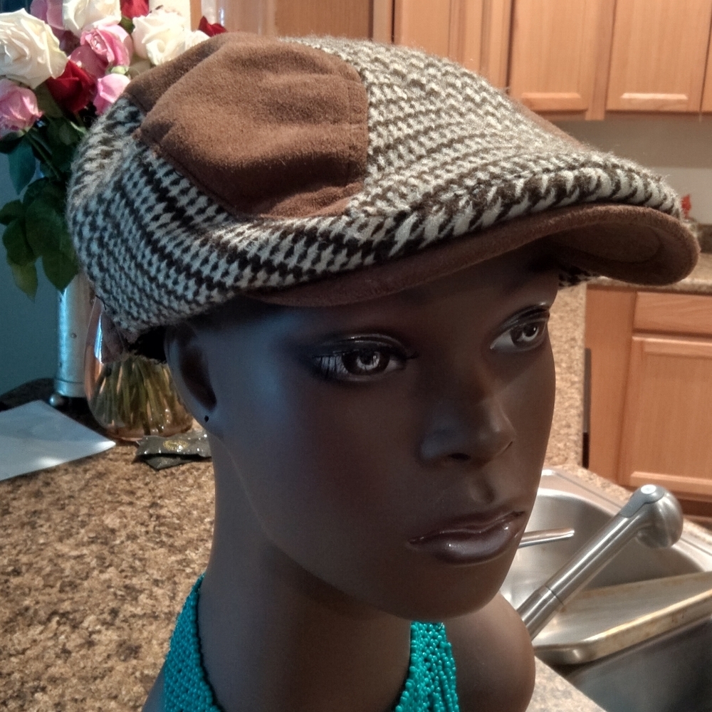 CUTE HAT